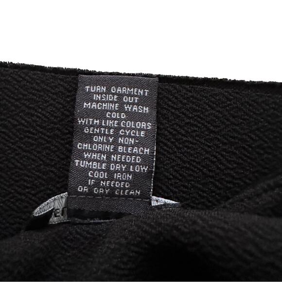 Chelsea & Theodore Black Pink Embroidered Floral Short Sleeve Shift Dress Size 6 - Picture 11 of 12